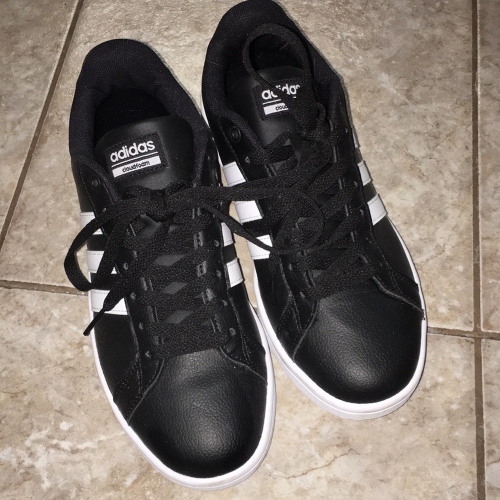 gently used adidas sneakers